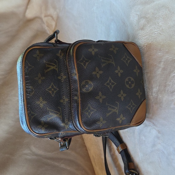 Louis Vuitton Monogram Messenger Bag - Brown and Tan - Picture 1 of 7